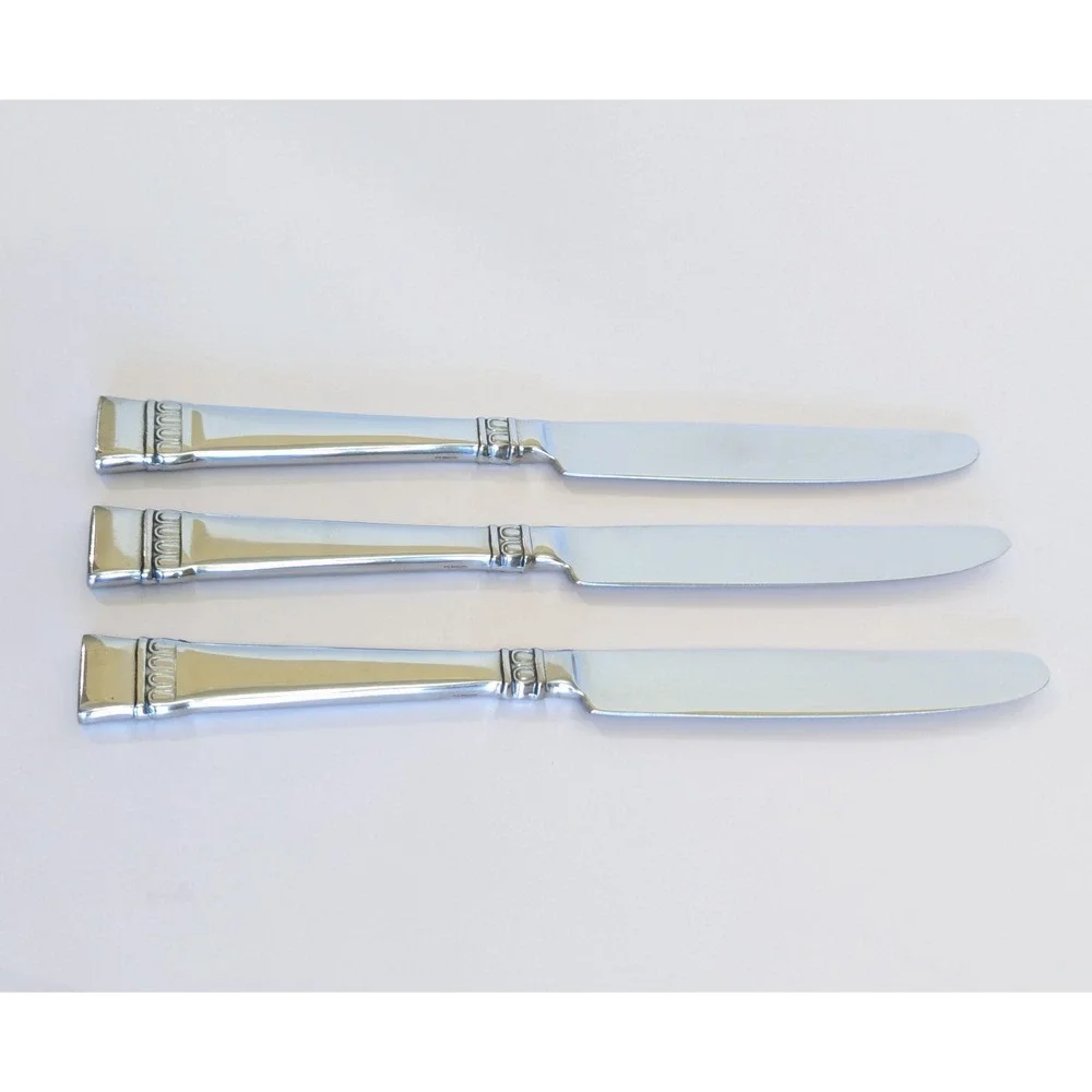 Oneida CADENCE Dinner Knife Knives NEW 18/10 Stainless Indonesia (Set Of 3)